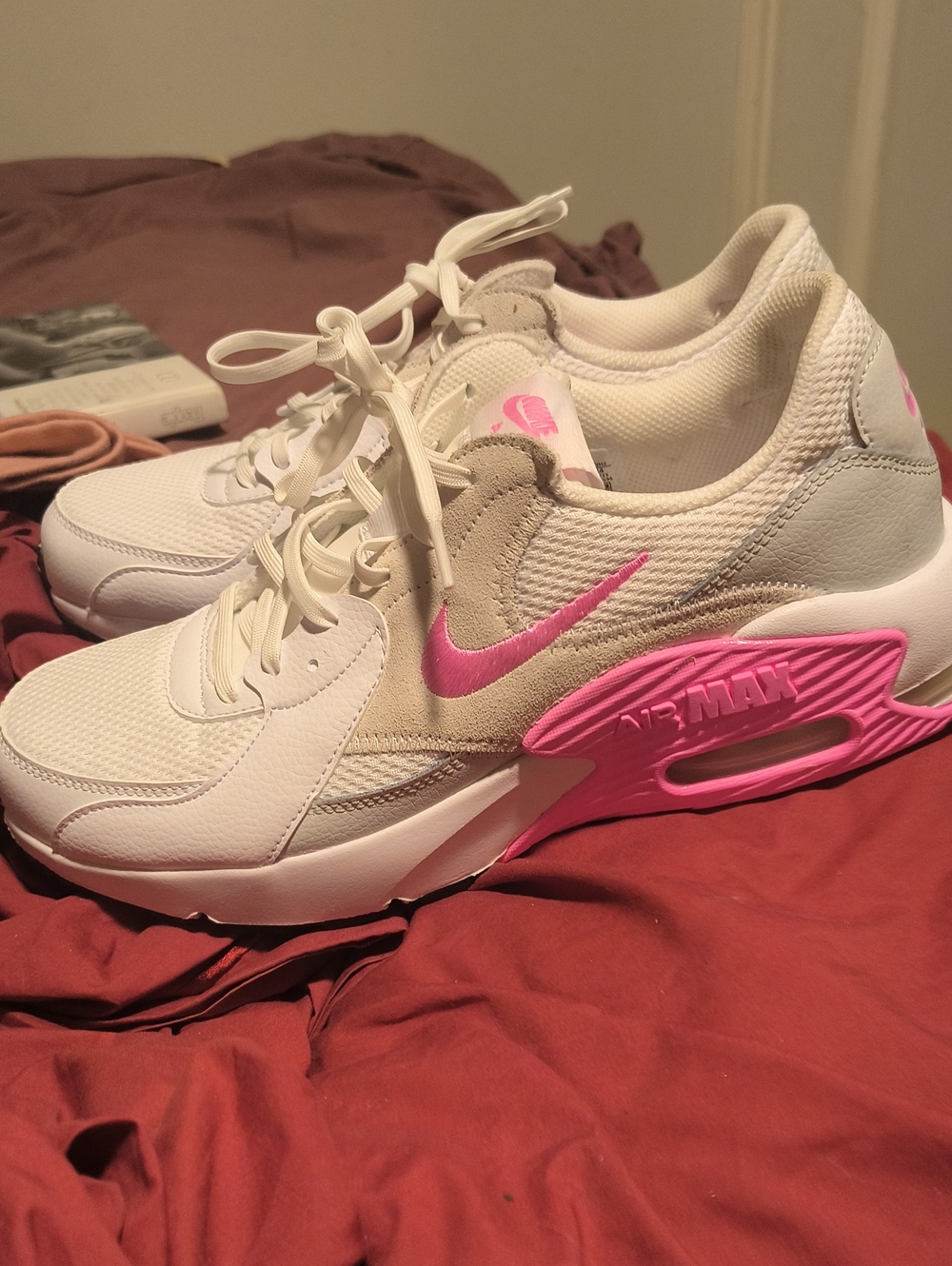 Brand New Nike Air Max Excee Sneakers Size 11